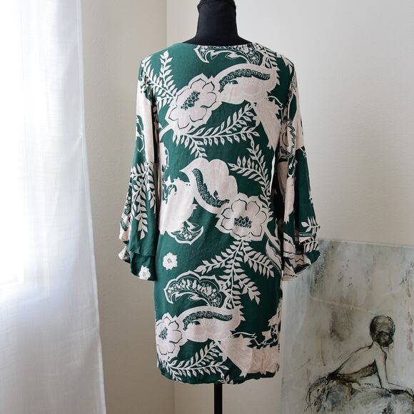 Ella Moss Tropical Green Bell Sleeve Shift Dress size S - Picture 4 of 8